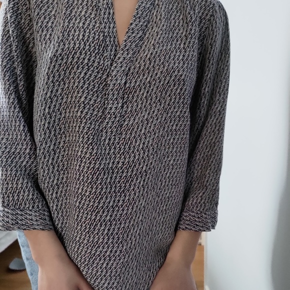 Silk Blouse - Picture 4 of 4